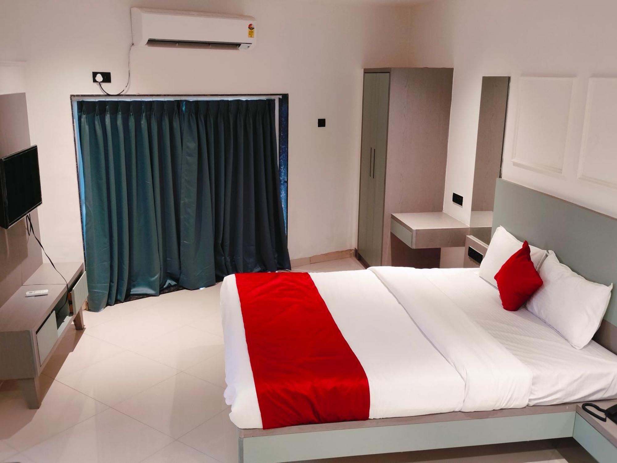 Golden Resort Igatpuri Exteriör bild